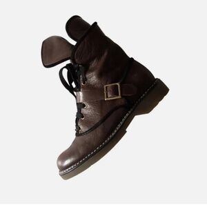 See By Chloe Africa Boot in Size 39 Brown with Black Piping NWB